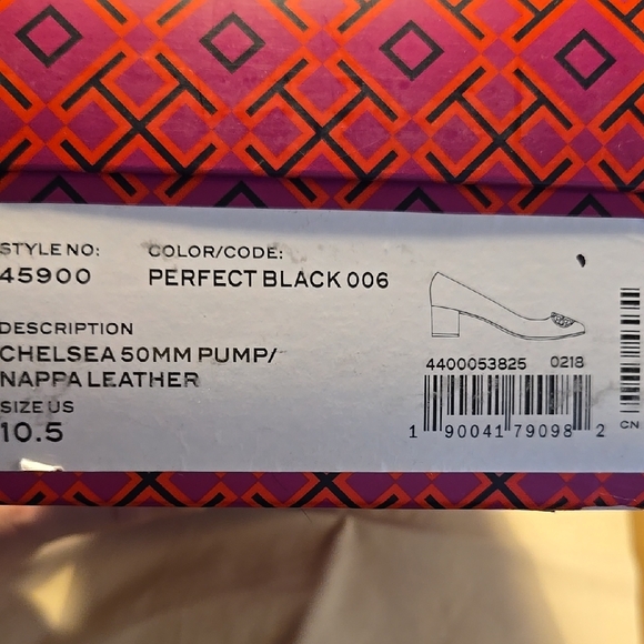 Tory Burch Black Leather Pumps - Picture 5 of 5